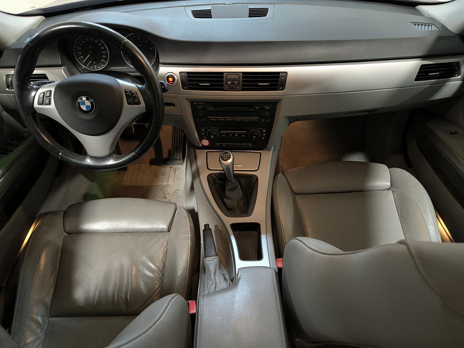 BMW Řada 3 2.5i  325i