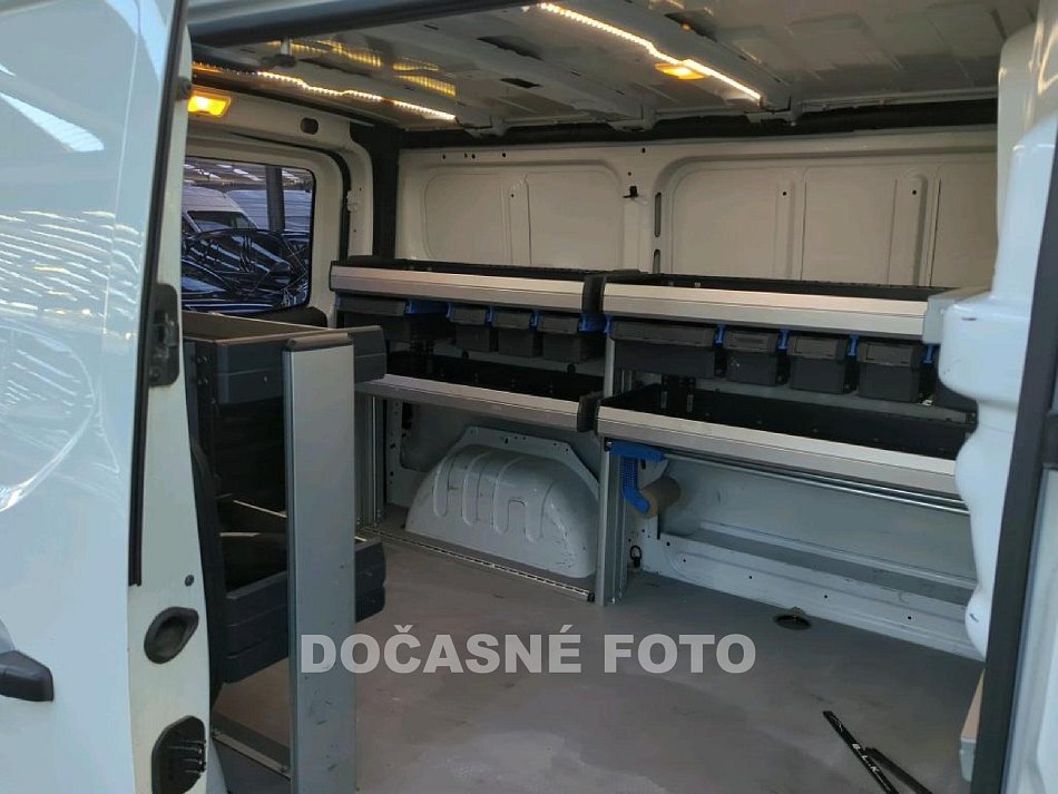 Renault Trafic 1.6dCi  SORTIMO