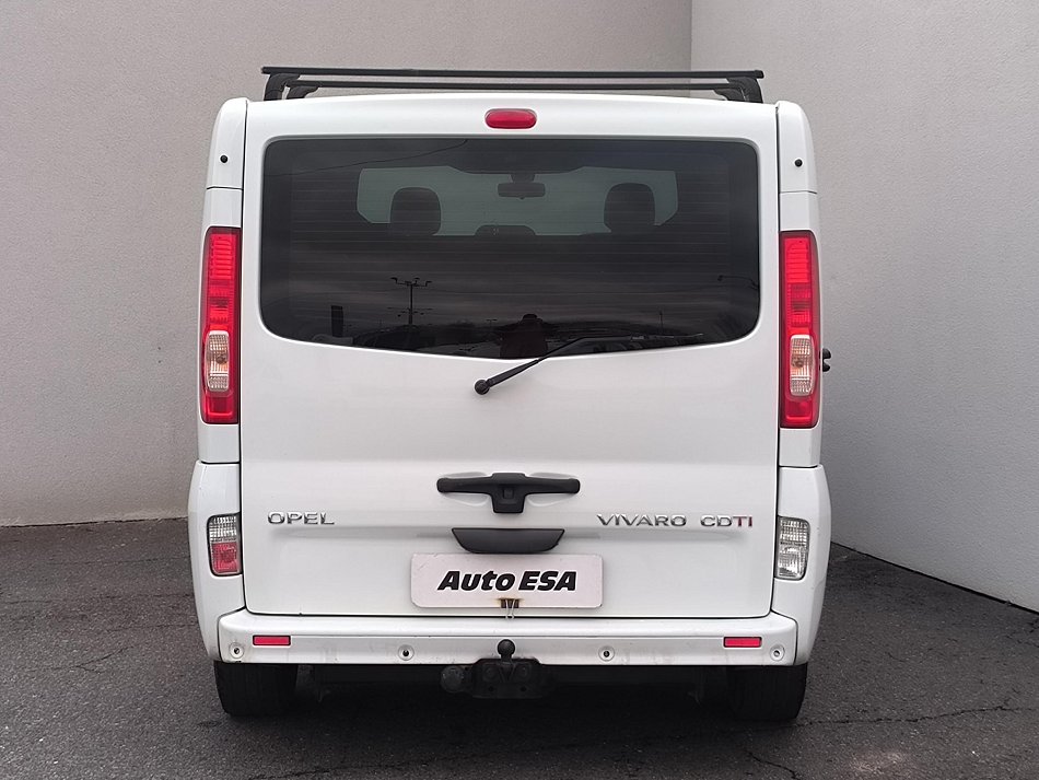 Opel Vivaro 2.0CDTi  5míst