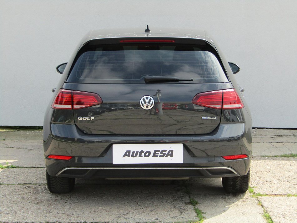 Volkswagen Golf 1.5 TSI 