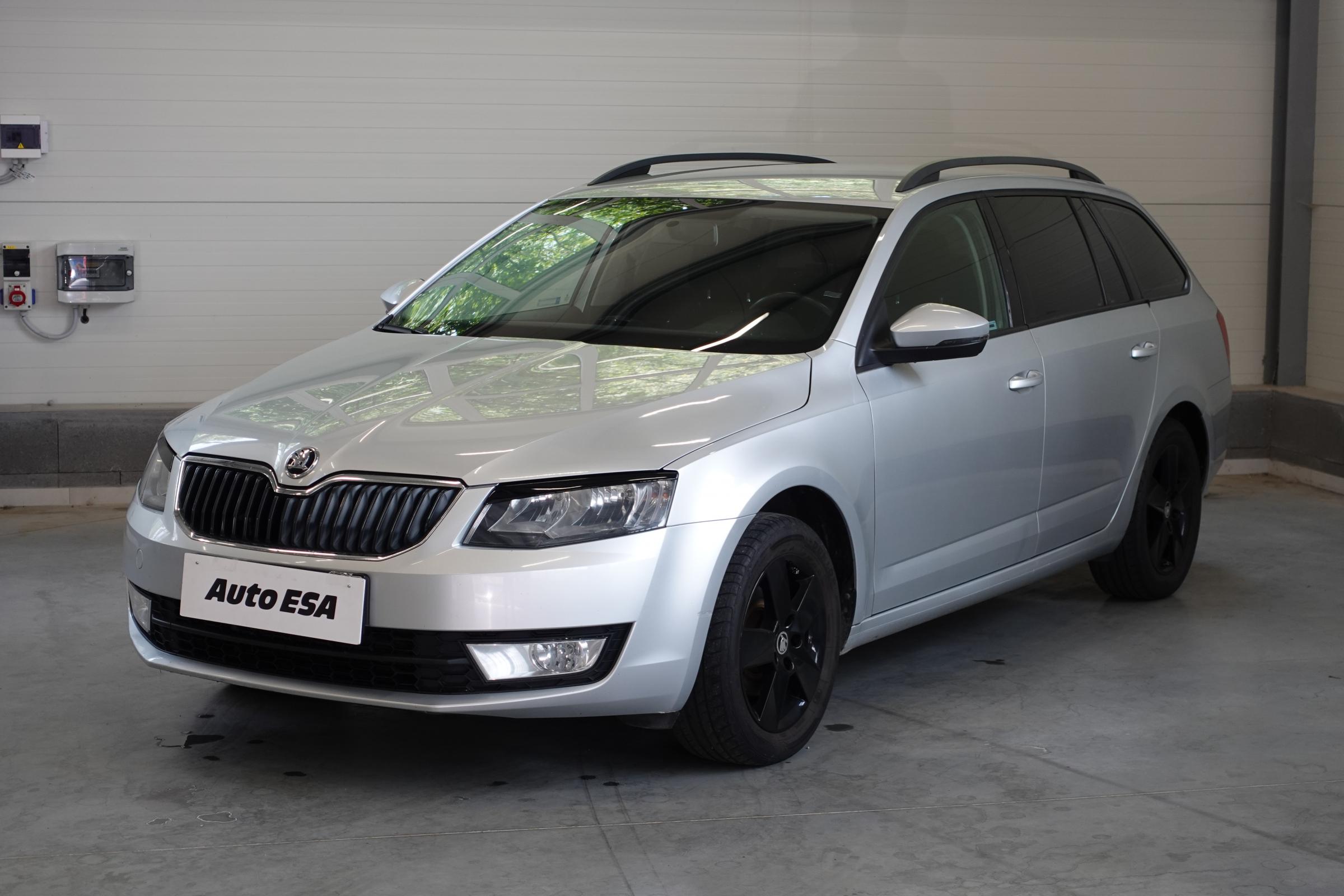 Škoda Octavia III, 2014 - pohled č. 3