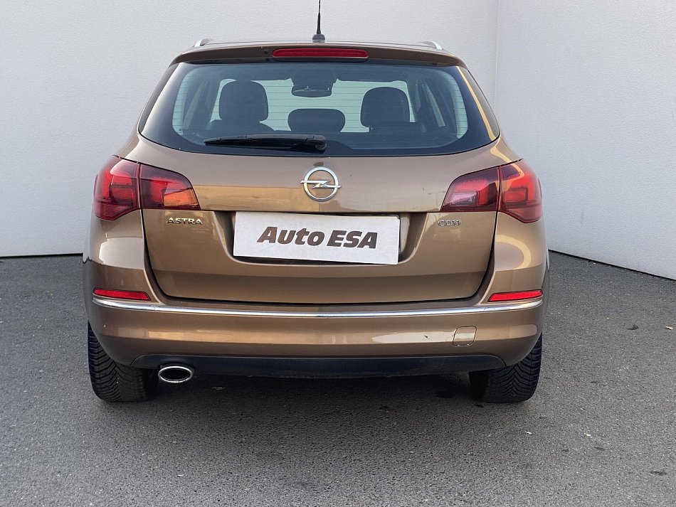 Opel Astra 2.0CDTi 