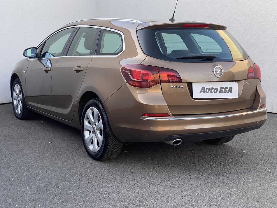 Opel Astra 2.0CDTi 