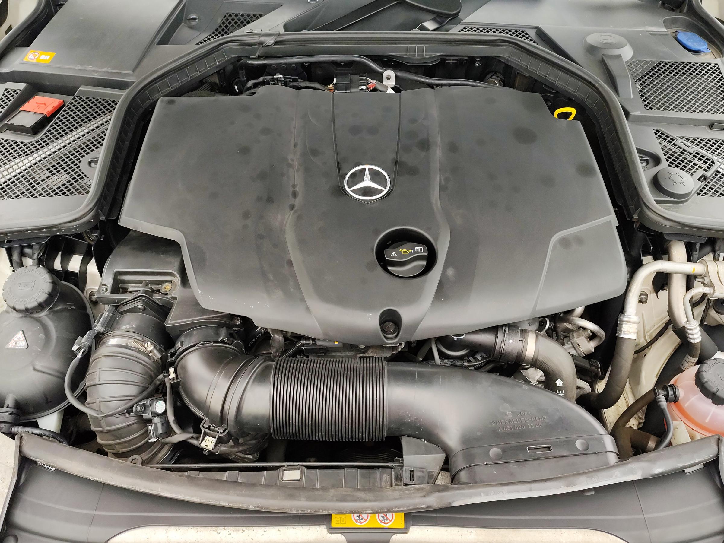 Mercedes-Benz Třída C, 2015 - pohled č. 7