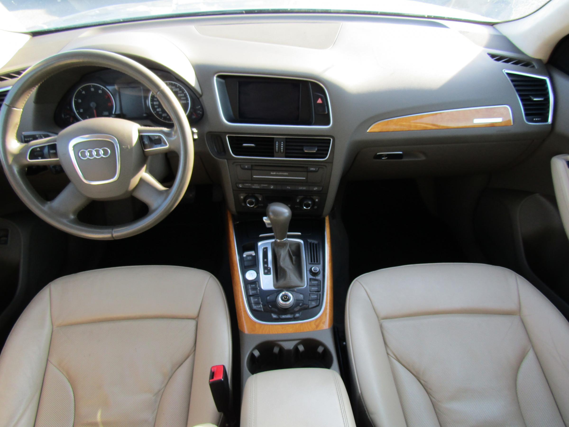 Audi Q5, 2009 - pohled č. 8