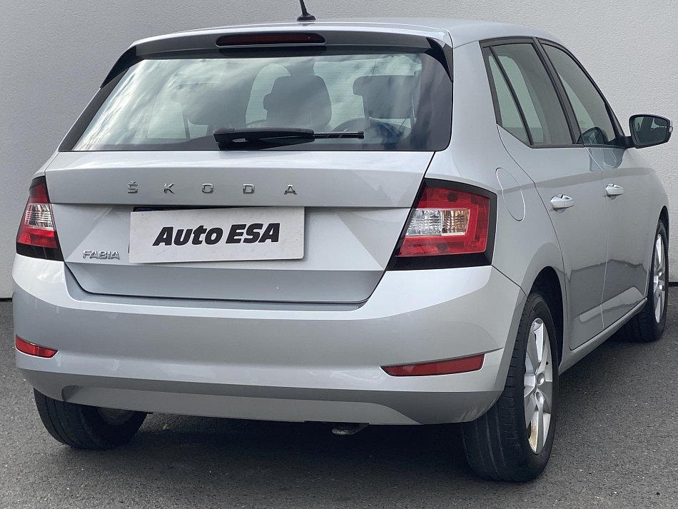 Škoda Fabia III 1.0 TSi Ambition