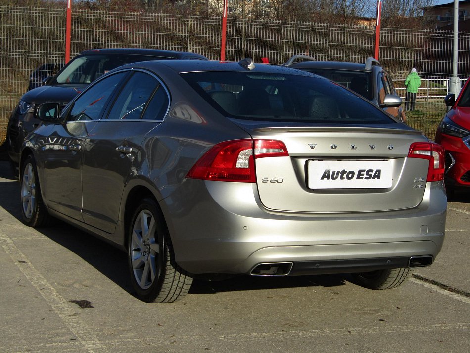 Volvo S60 2.4 D5 