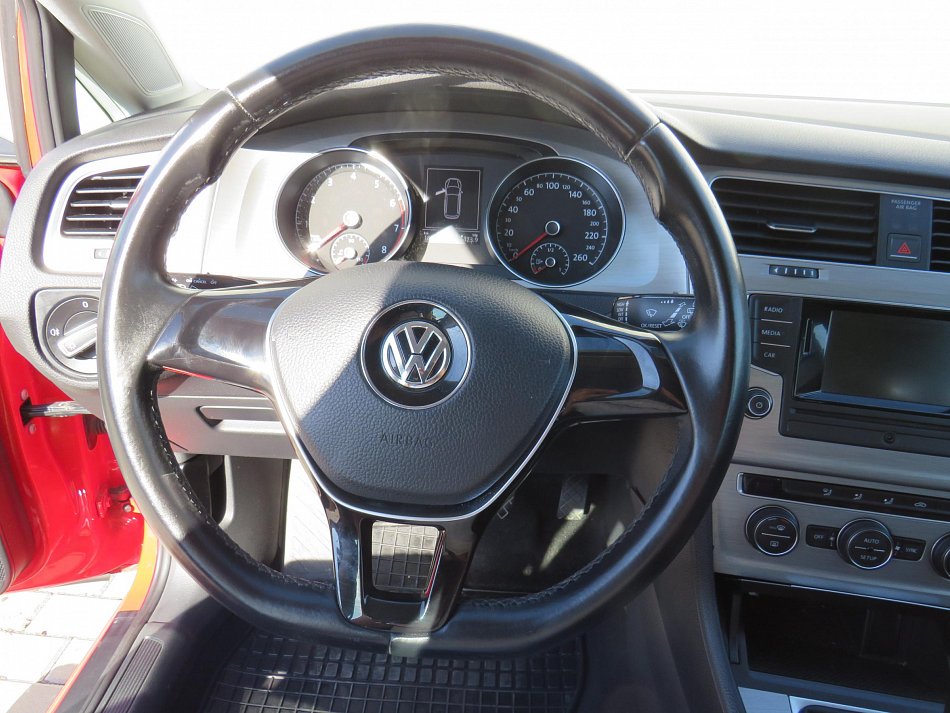 Volkswagen Golf 1.4TSI 