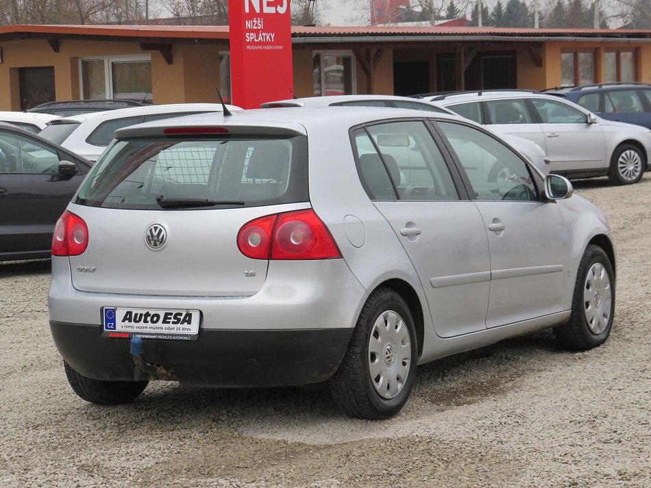 Volkswagen Golf 1.6i 