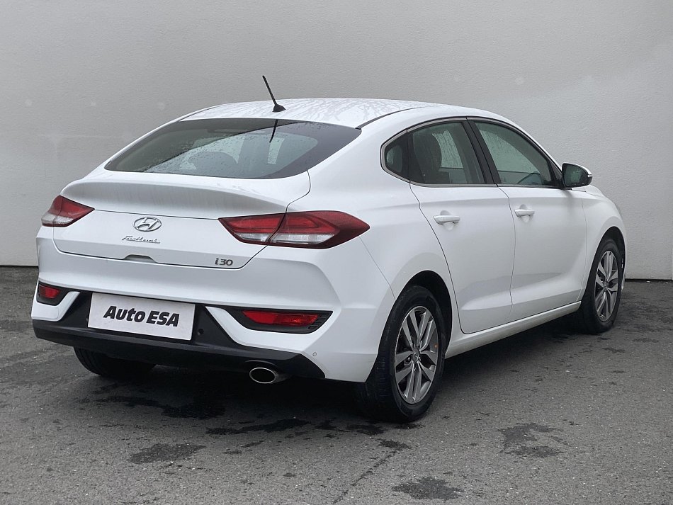 Hyundai I30 1.6 CRDi Trikolor