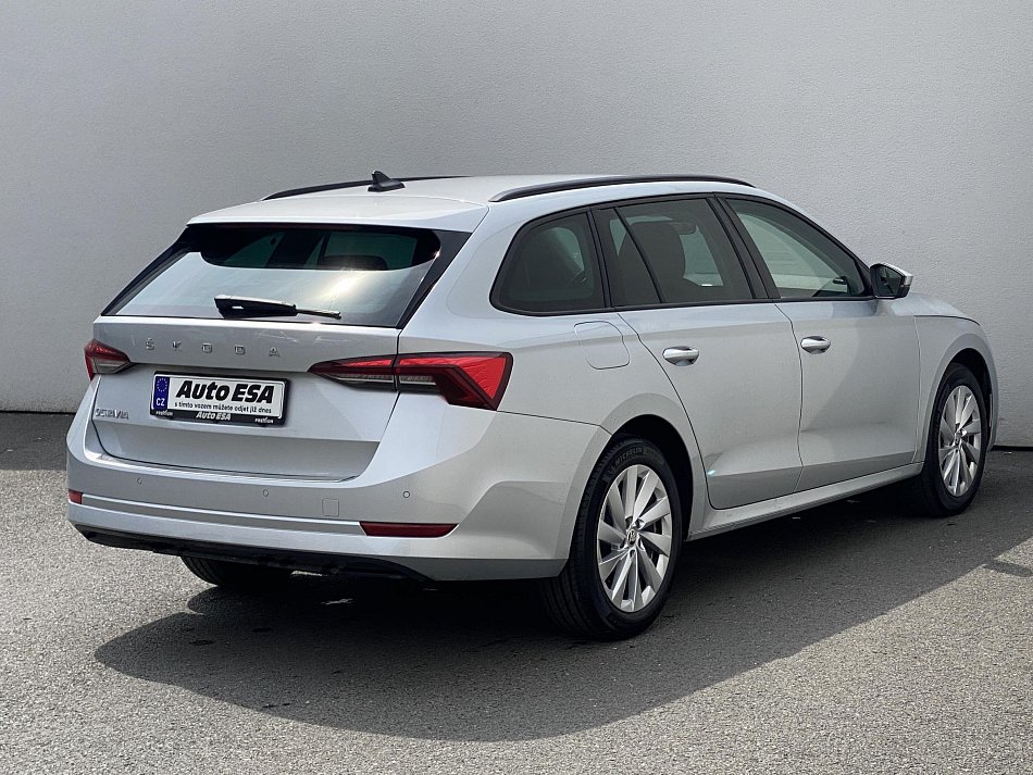 Škoda Octavia IV 1.5 TSi Ambition Plus