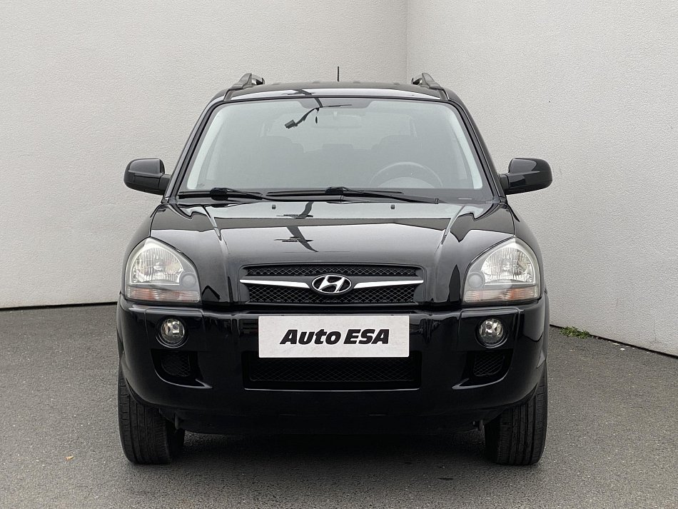 Hyundai Tucson 2.0 i  2WD