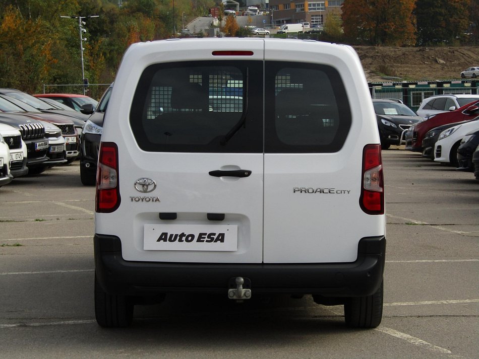 Toyota ProAce City Verso 1.5D-4D  MAXi