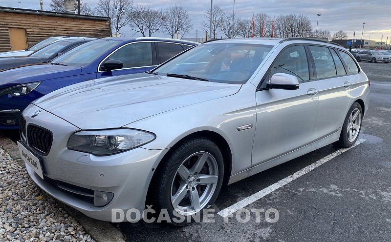 BMW Řada 5 3.0i  535i