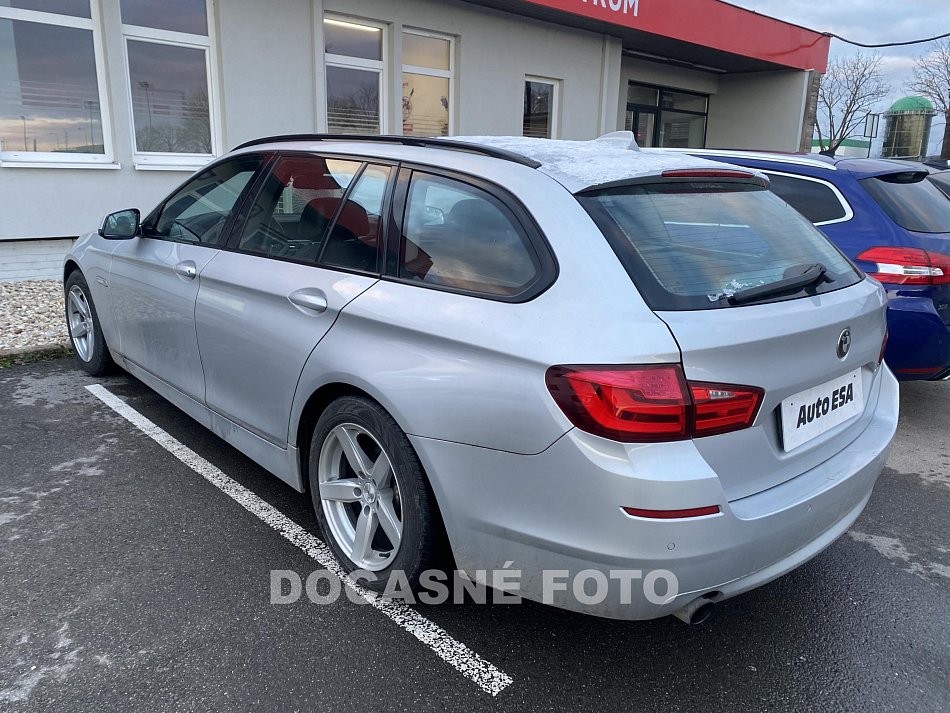 BMW Řada 5 3.0i  535i