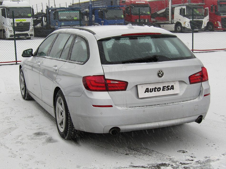 BMW Řada 5 3.0i  535i