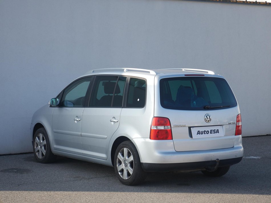 Volkswagen Touran 2.0 TDi 