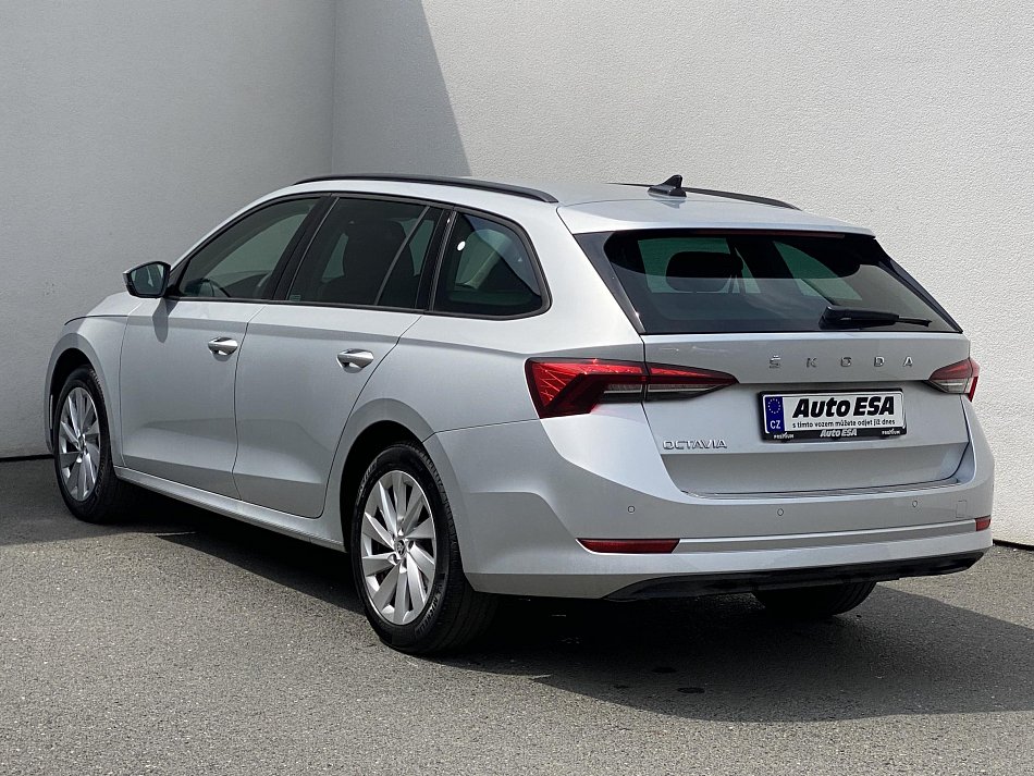 Škoda Octavia IV 1.5 TSi Ambition Plus