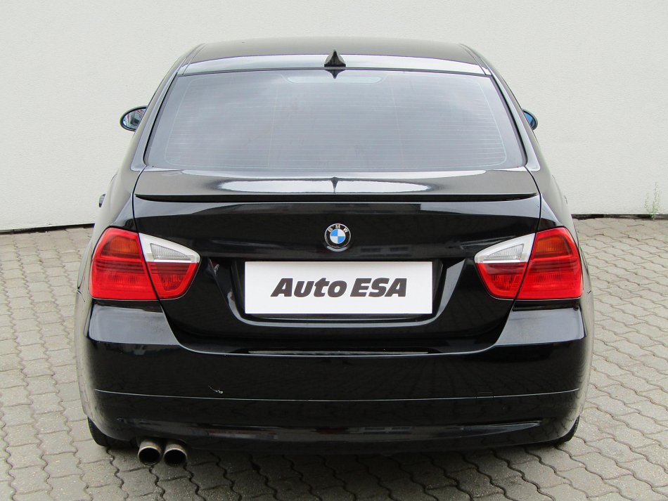 BMW Řada 3 3.0 i  325