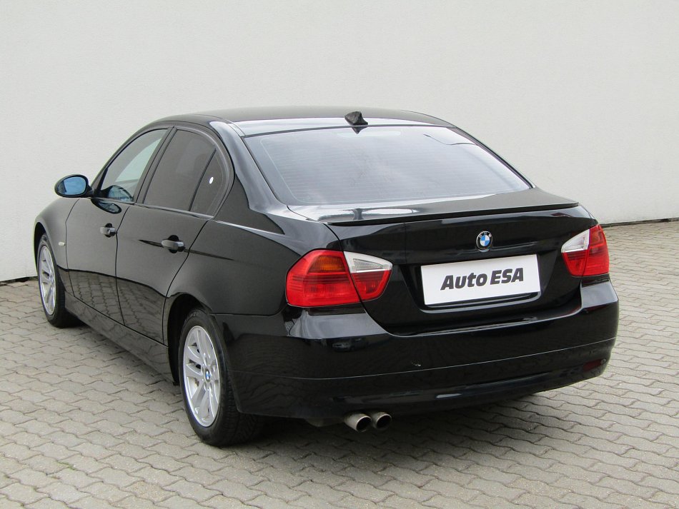 BMW Řada 3 3.0 i  325