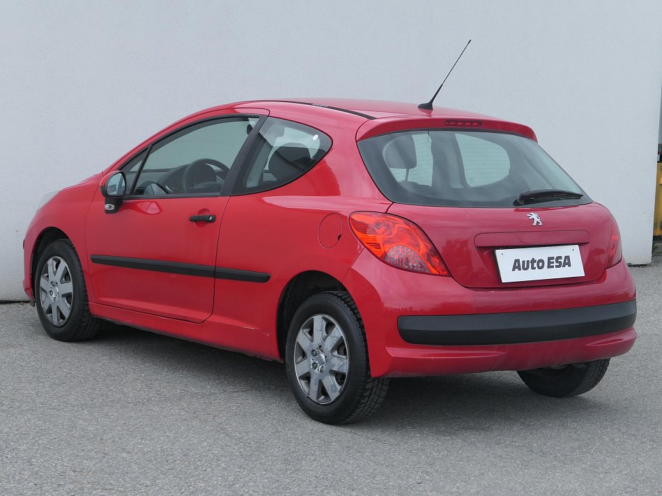 Peugeot 207 1.4i 