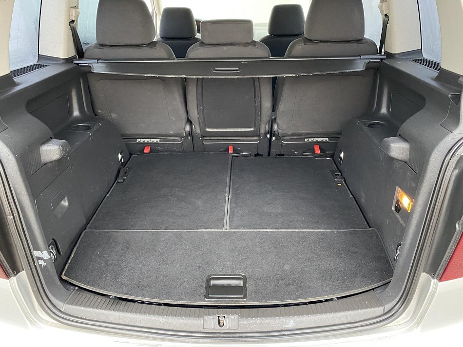 Volkswagen Touran 1.9 TDi  7míst