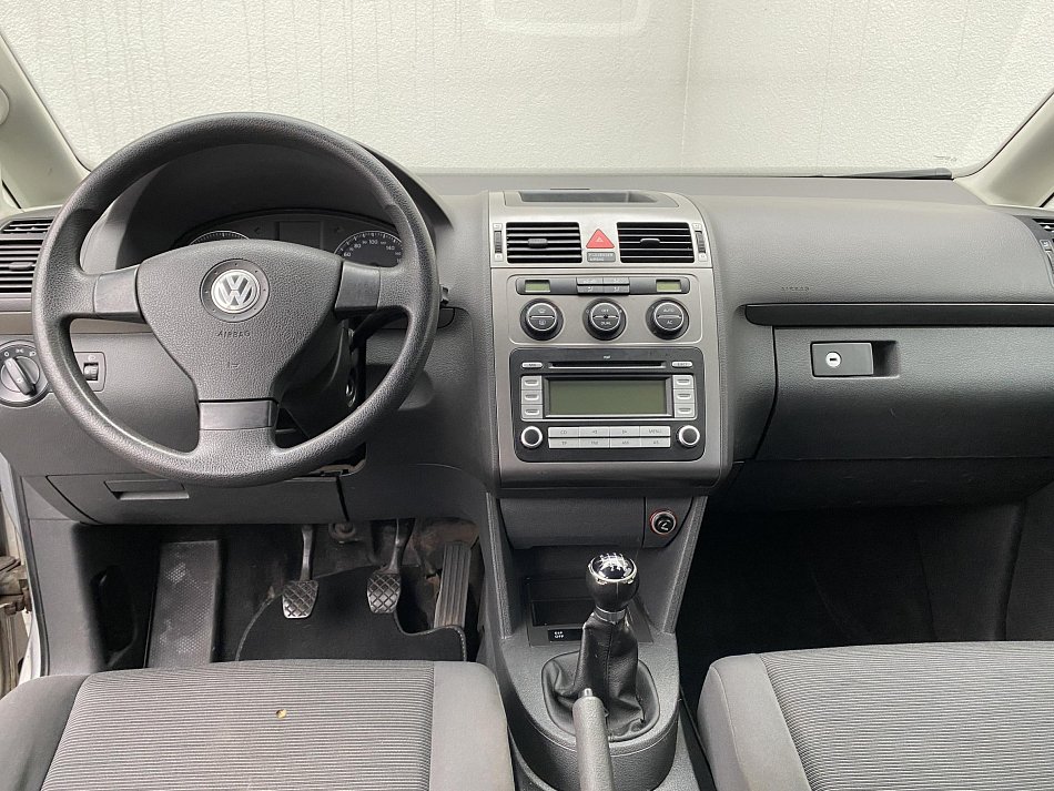 Volkswagen Touran 1.9 TDi  7míst