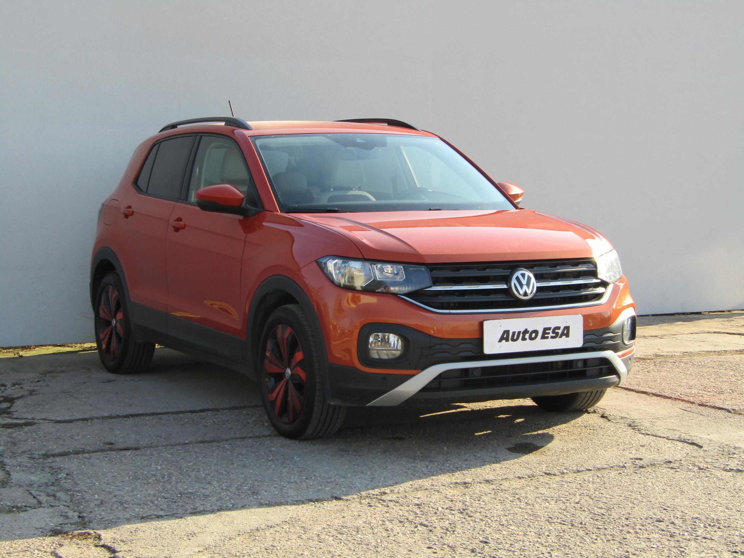 Volkswagen T-Cross, 2019