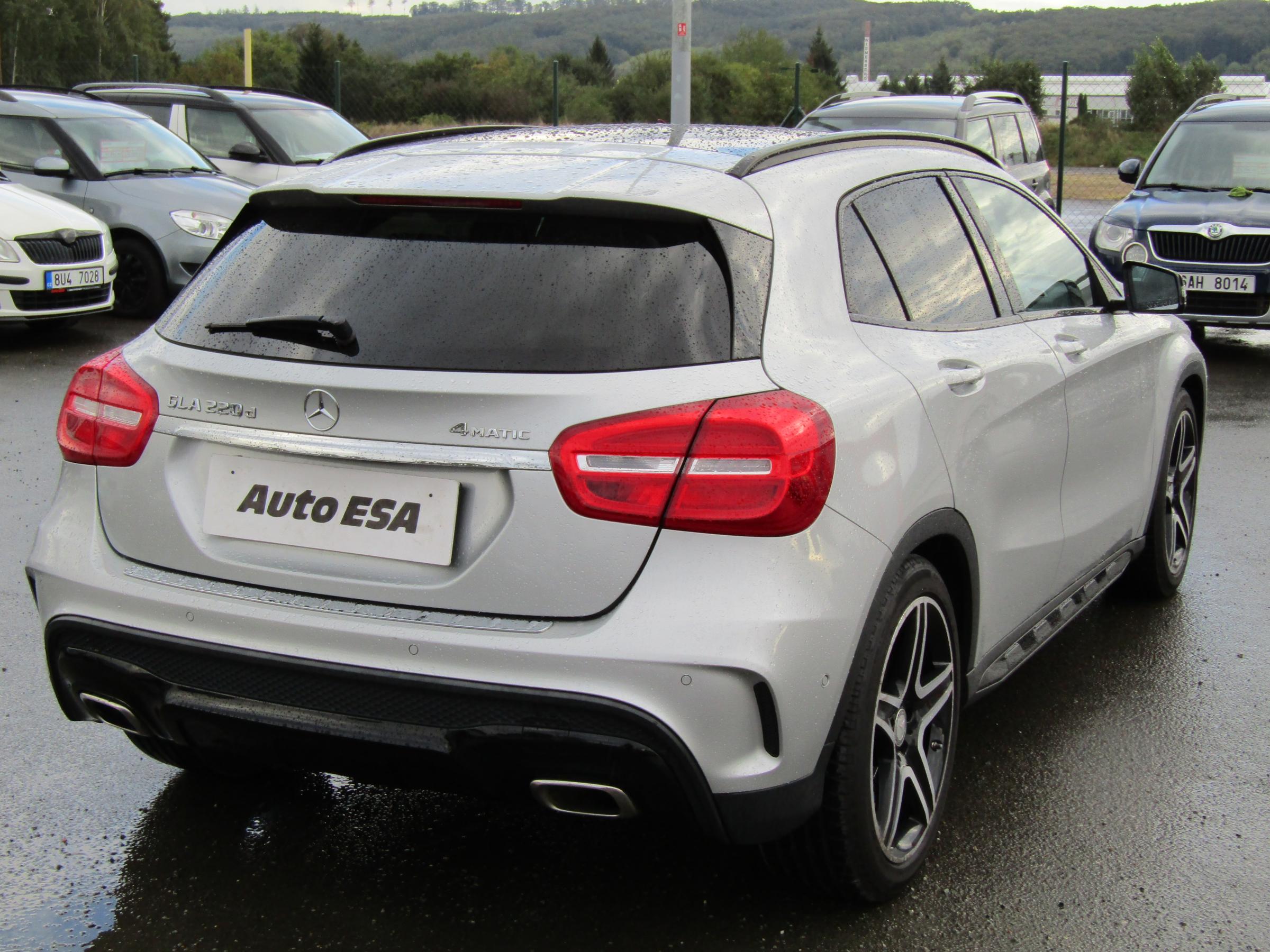 Mercedes-Benz GLA, 2016 - pohled č. 6