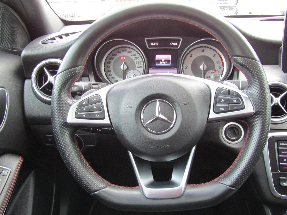 Mercedes-Benz GLA 2.2CDi  220 4M