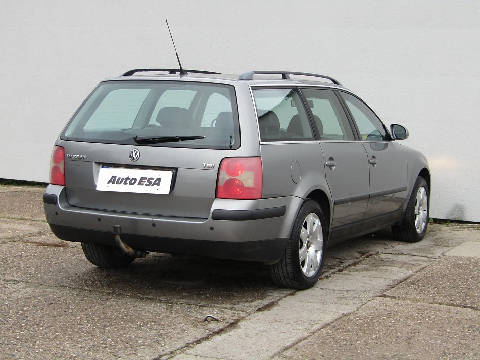 Volkswagen Passat 1.9 TDi 