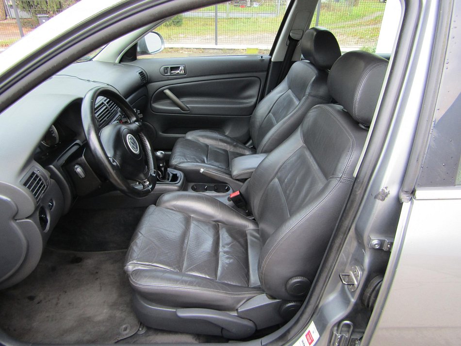 Volkswagen Passat 1.9 TDi 