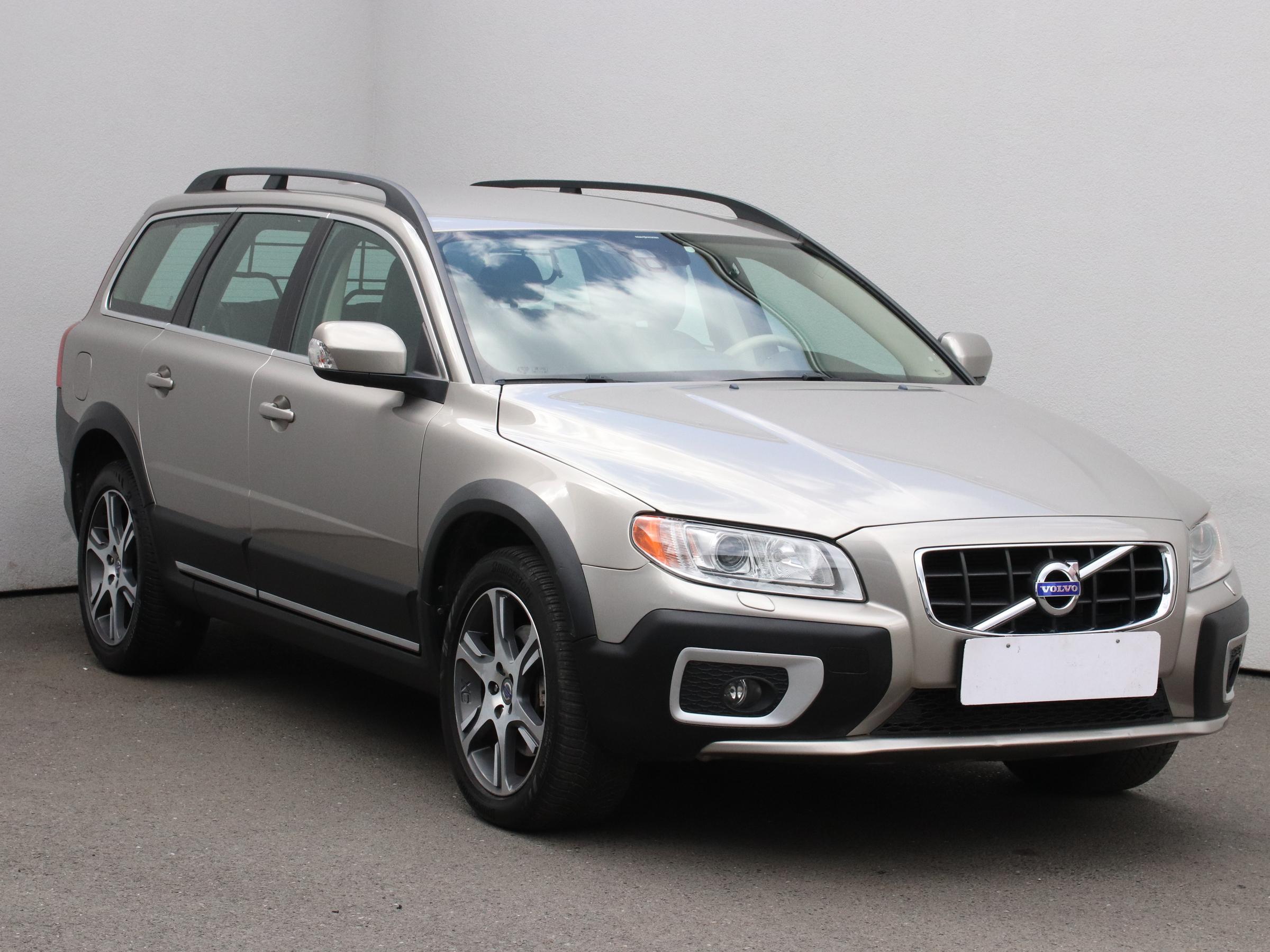 Volvo xc70 2 поколение