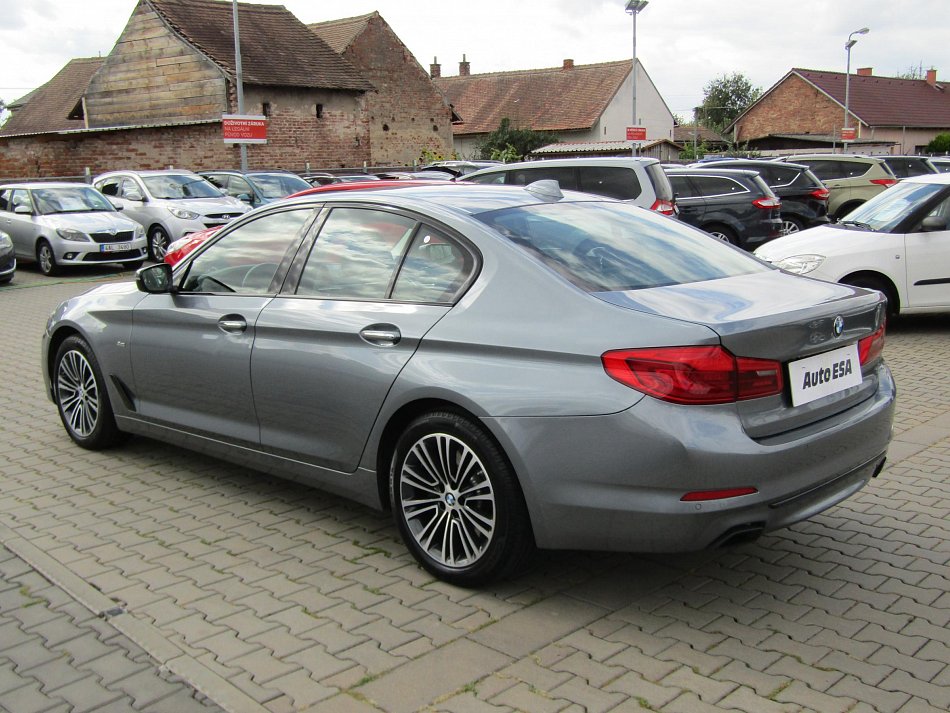 BMW Řada 5 3.0i Sport Line 540i xDrive