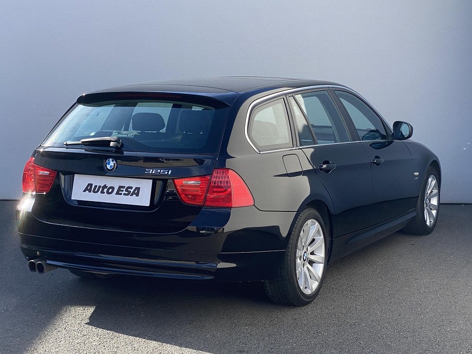 BMW Řada 3 3.0 i  325i xDrive