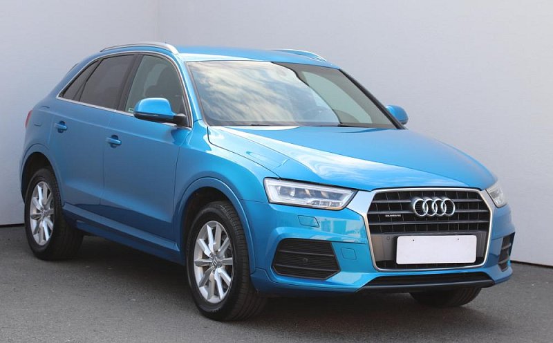 Audi Q3 2.0 TDi S-line Quattro