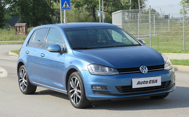 Volkswagen Golf 1.2 TSi 