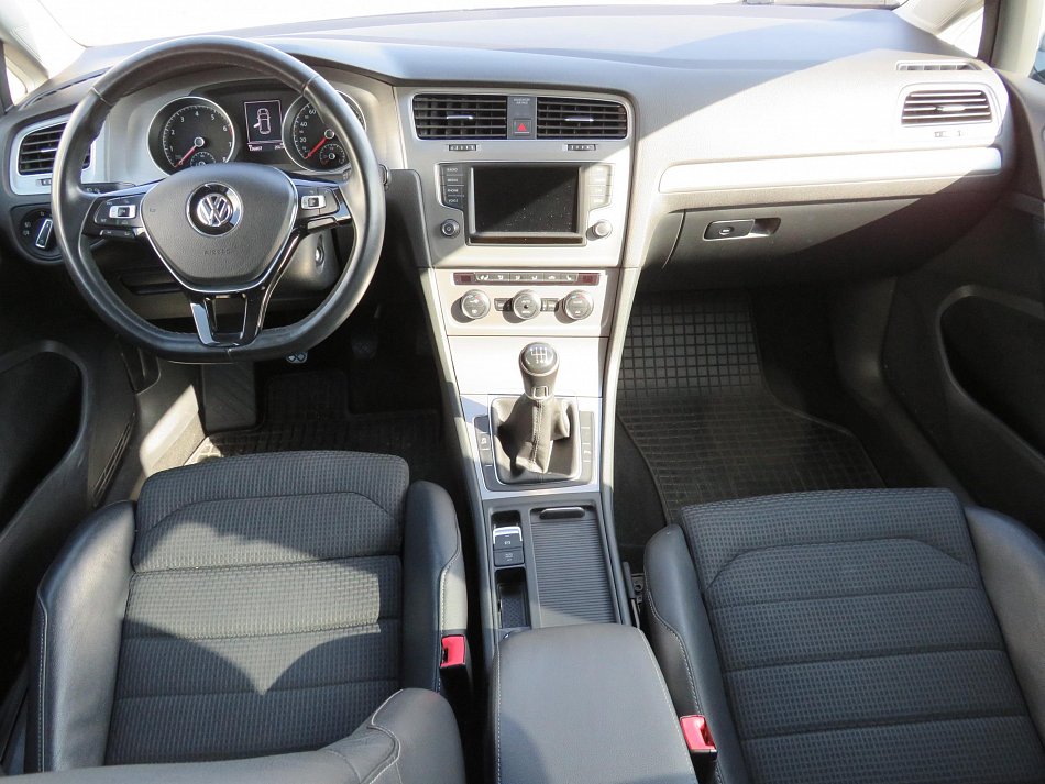 Volkswagen Golf 1.2 TSi 