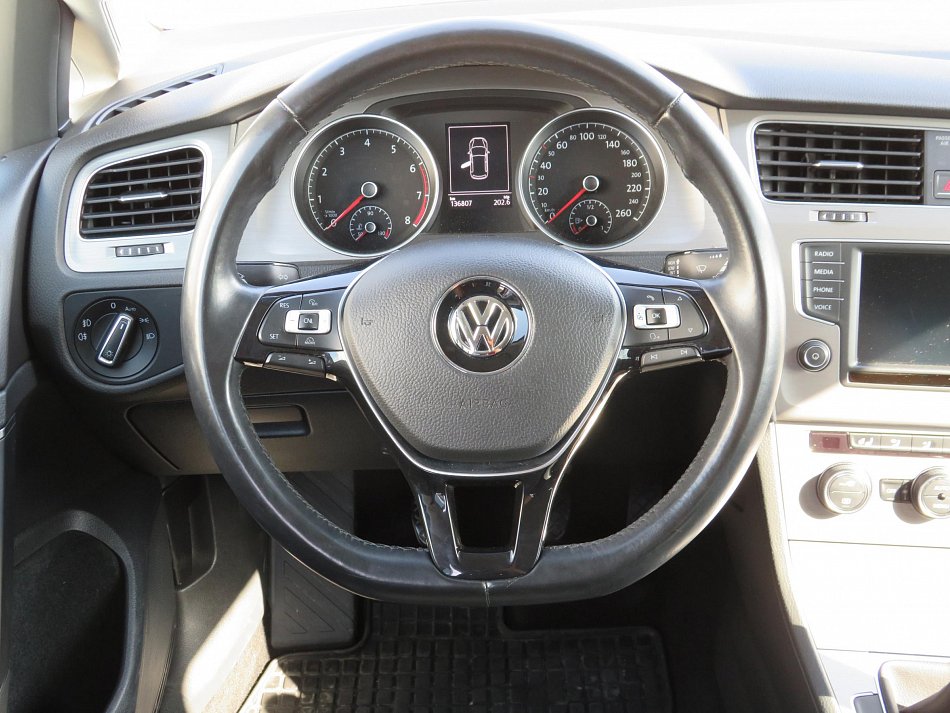 Volkswagen Golf 1.2 TSi 