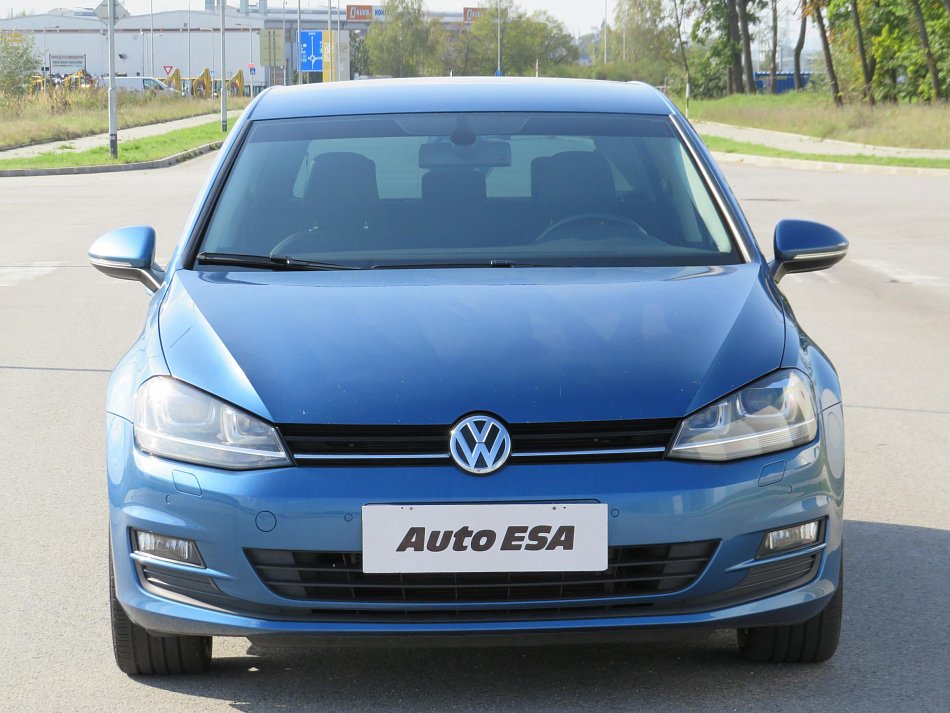 Volkswagen Golf 1.2 TSi 