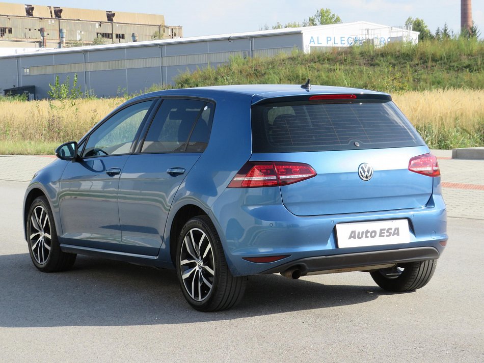 Volkswagen Golf 1.2 TSi 