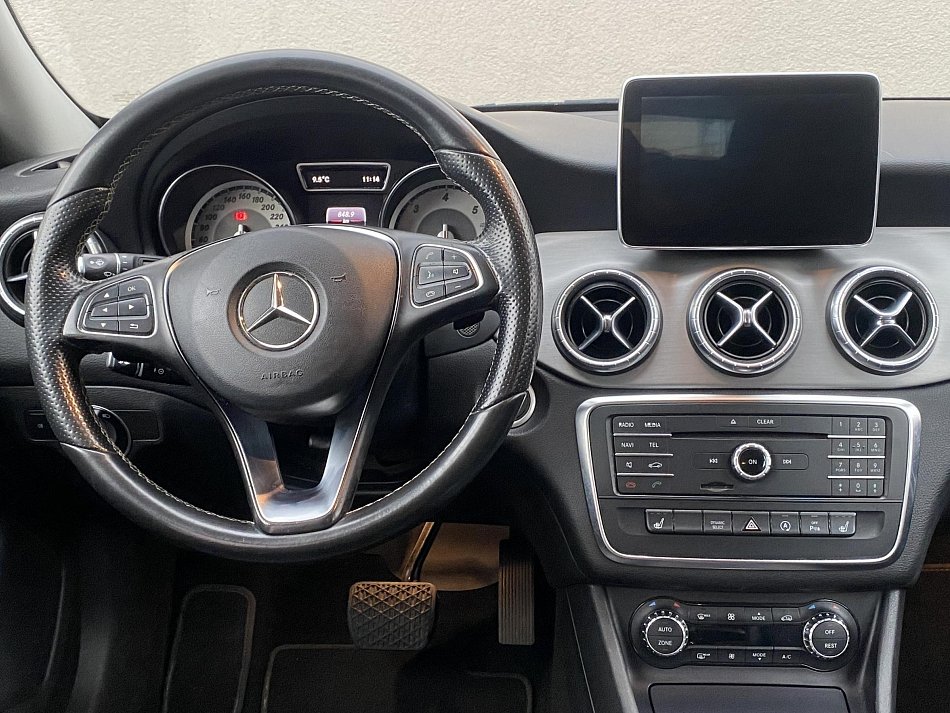 Mercedes-Benz CLA 2.2 CDi 