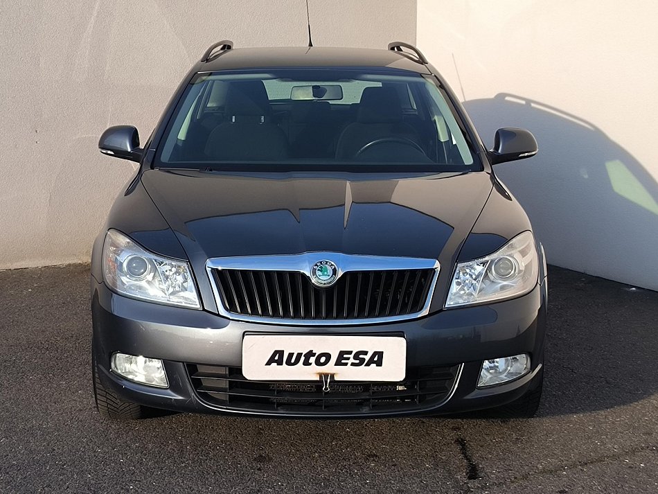 Škoda Octavia II 1.6i Ambiente