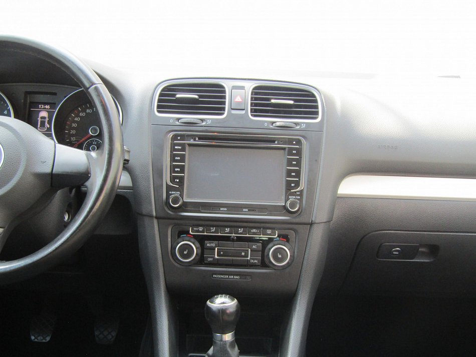 Volkswagen Golf 2.0 TDi  VI