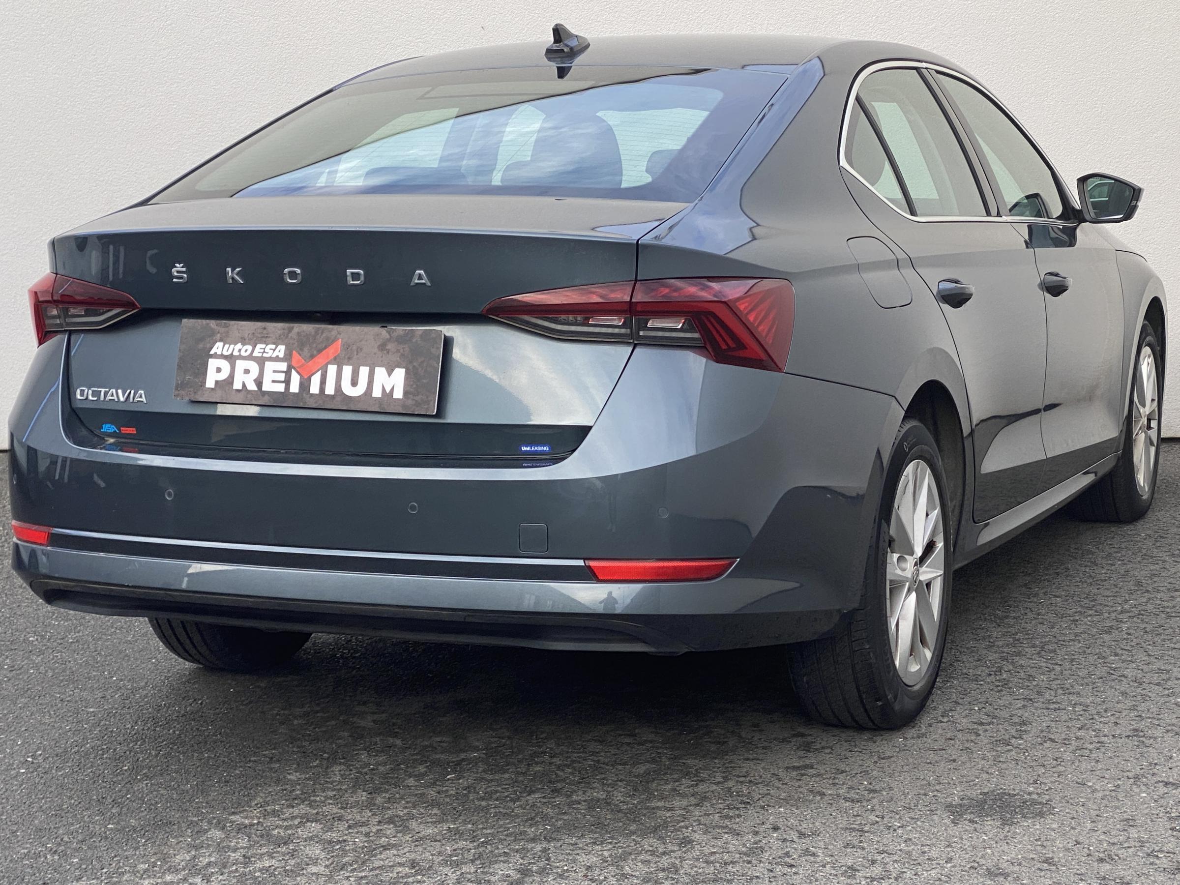 Škoda Octavia IV, 2021 - pohled č. 4