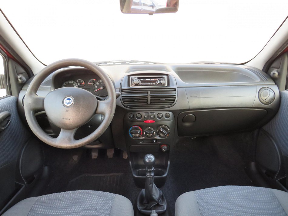 Fiat Punto 1.2i 