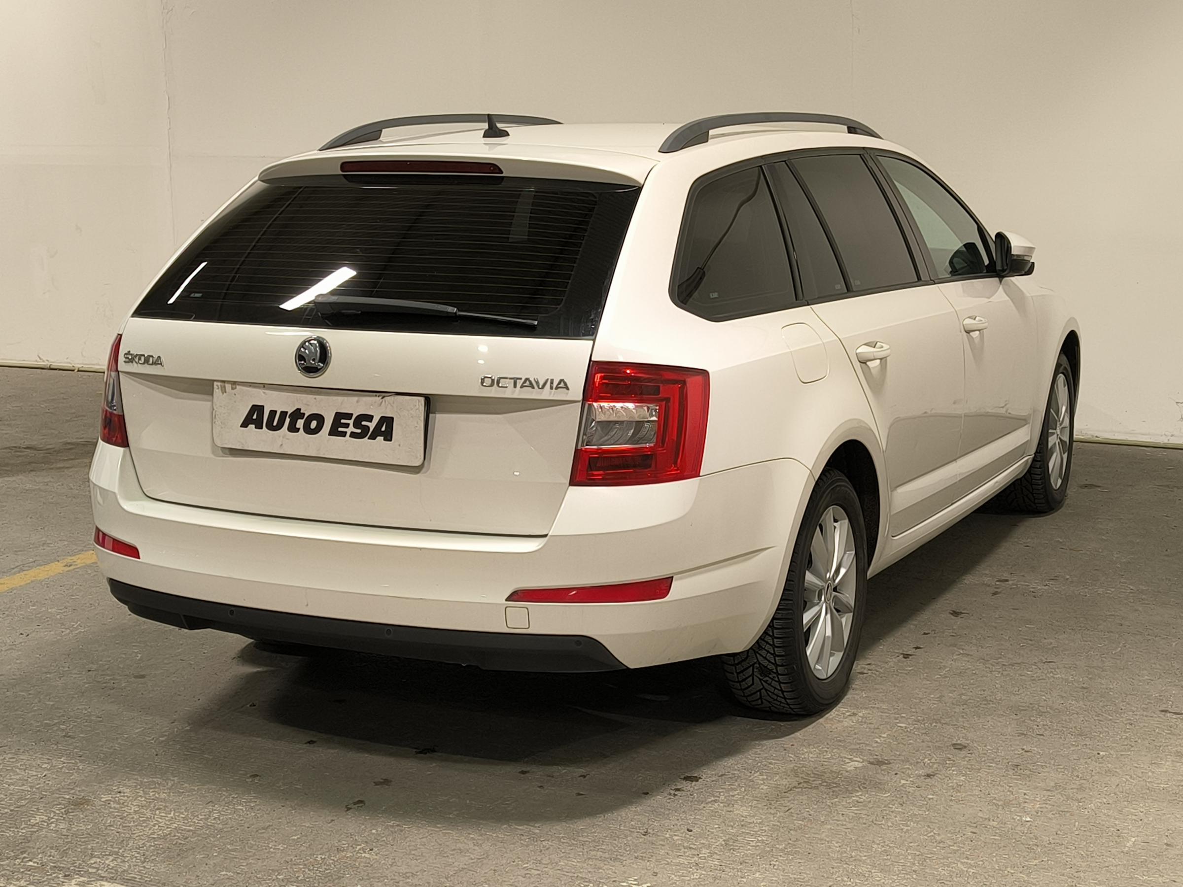 Škoda Octavia III, 2016 - pohled č. 6