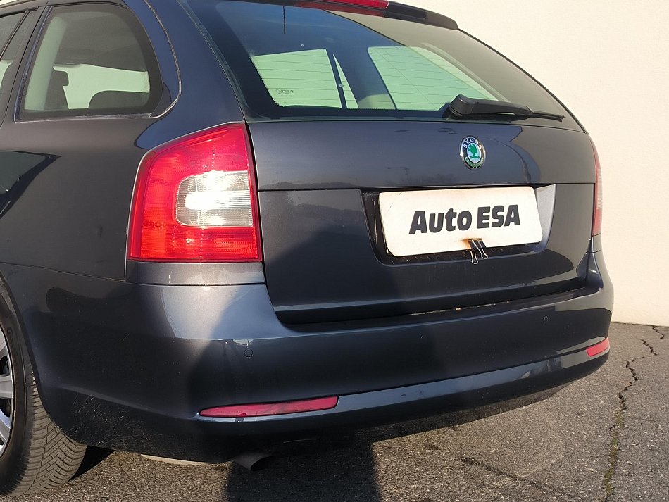 Škoda Octavia II 1.6i Ambiente