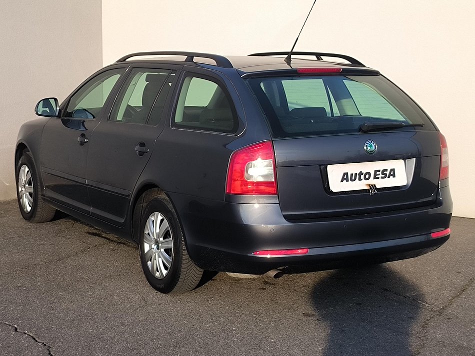 Škoda Octavia II 1.6i Ambiente