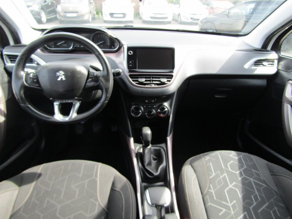 Peugeot 2008 1.2VTi 